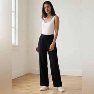 CAbi Black Wide-Leg Pants